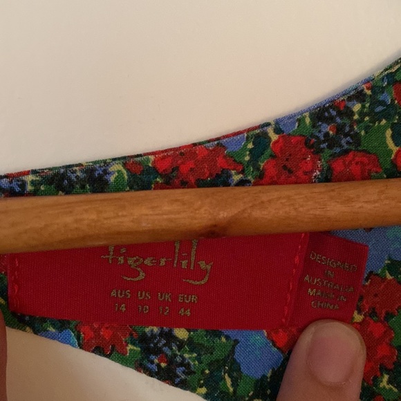 Tigerlily Floral Mini Summer/ Spring Dress AU 14 Rayon Lightweight Pre Owned EC - Picture 4 of 13